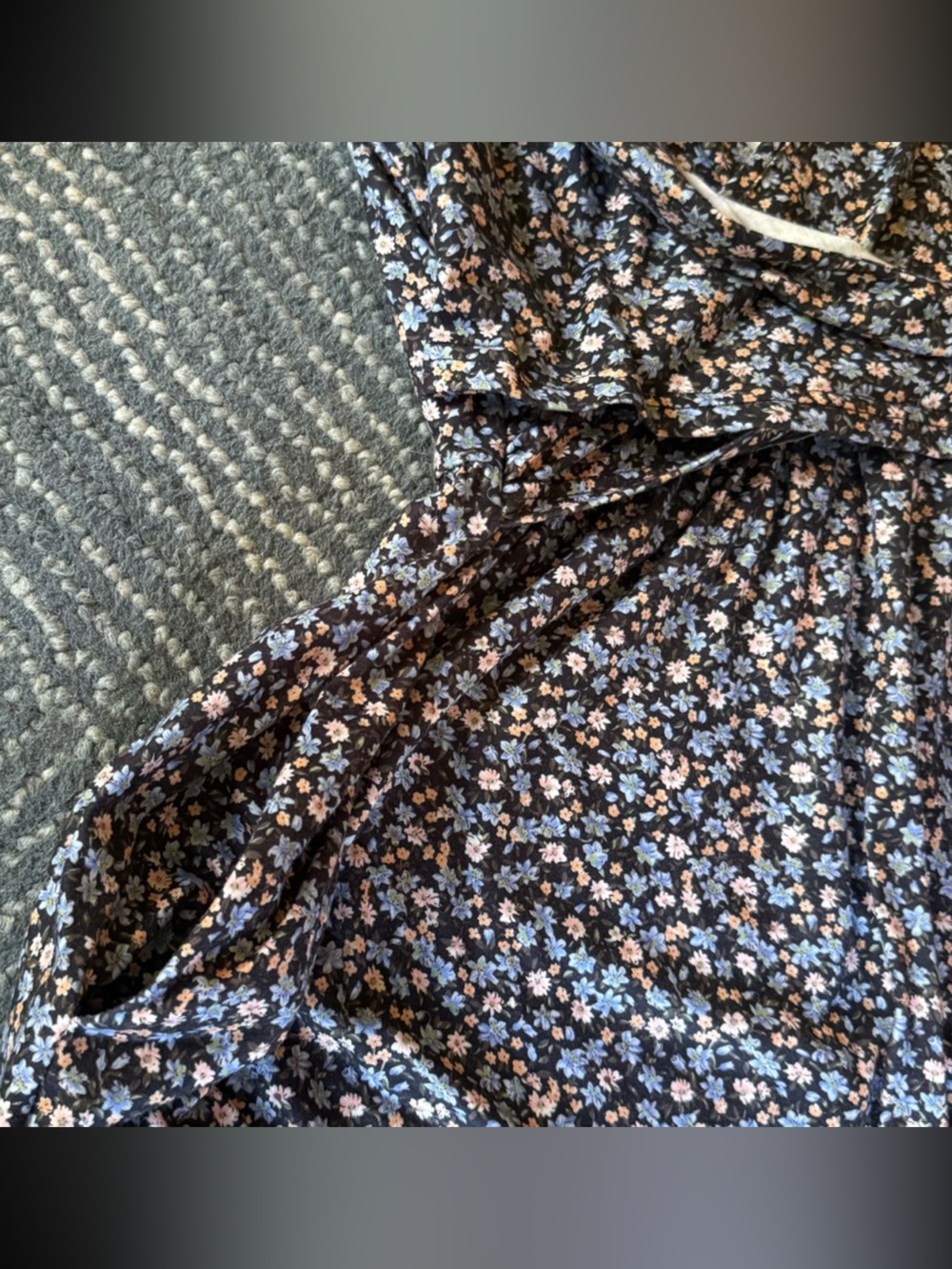 Ouges Nursing Wrap-Style Women's Dress for easy breast feeding - Picture 6 of 9